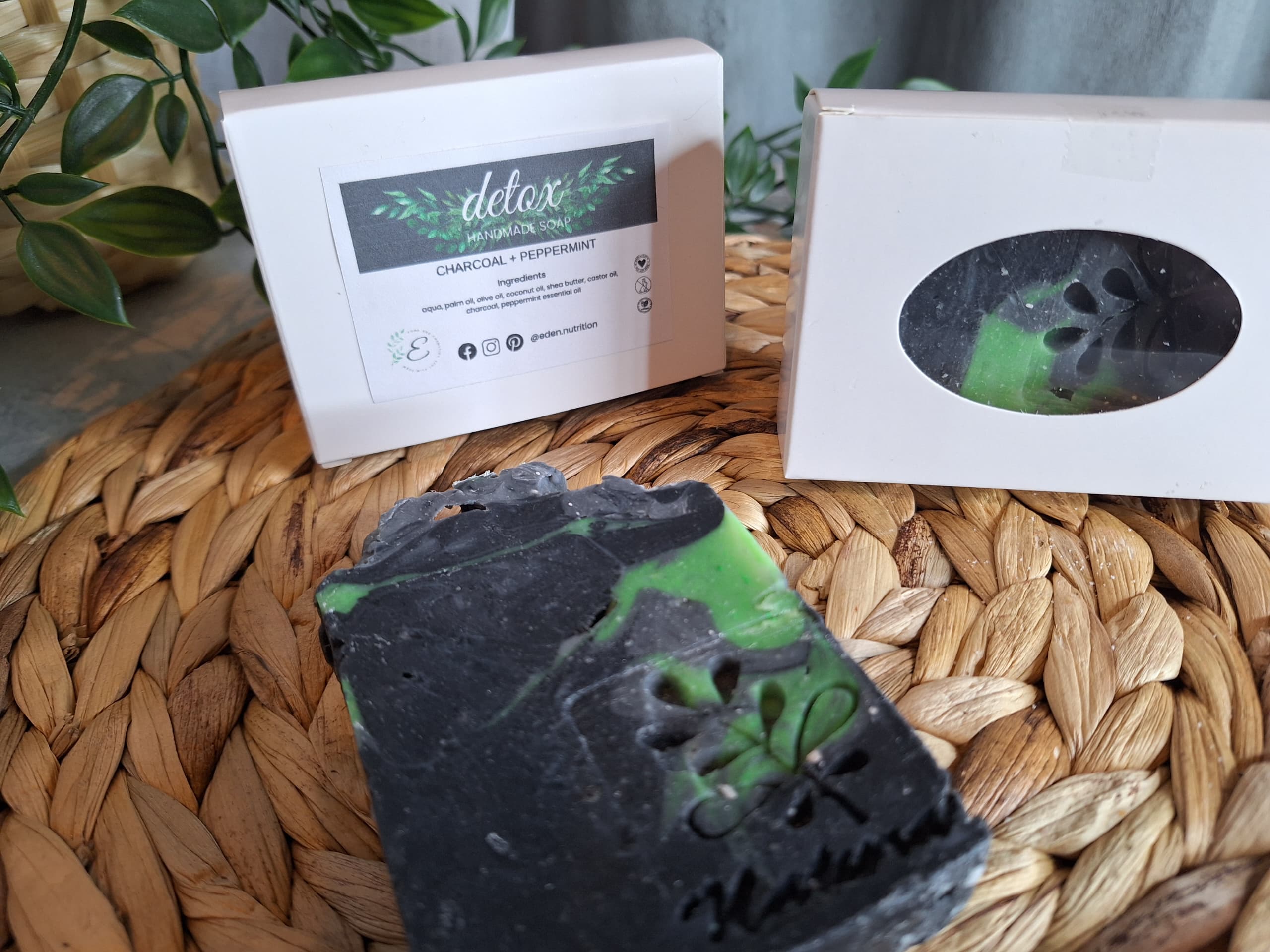 Detox - Peppermint &amp;  Charcoal Soap